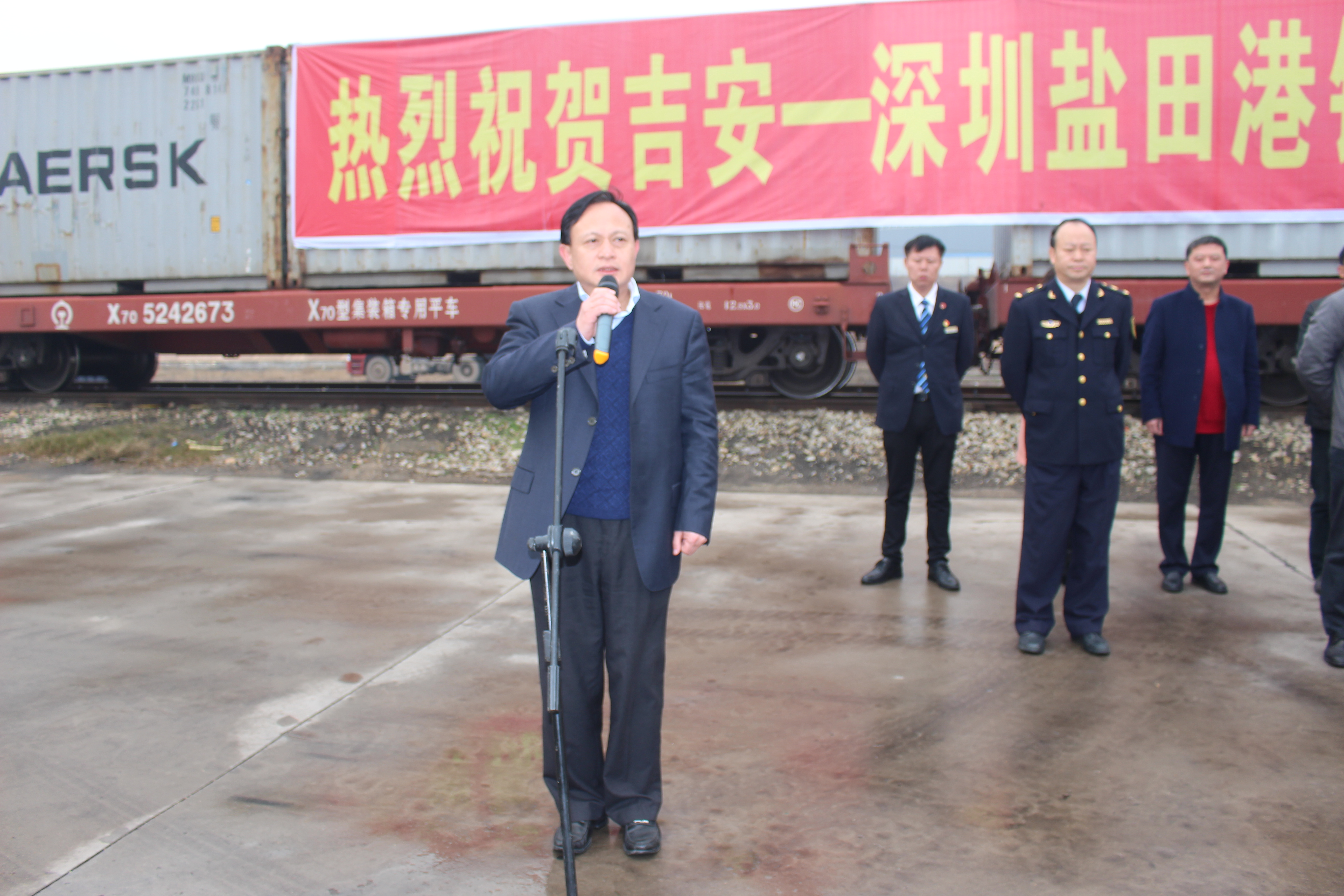 ���������������������������ʽ��ͨ